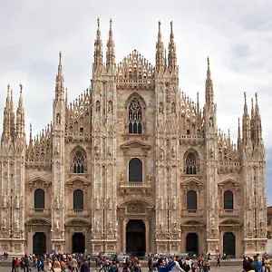  Appartamento In Milano, Close To Undergrond M3 Italia