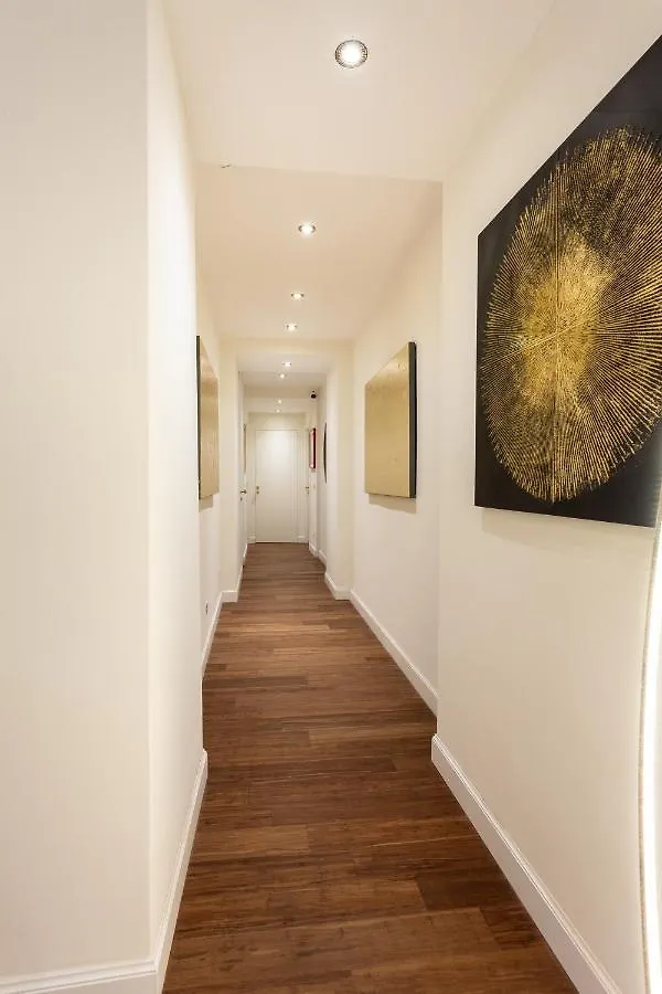 Maison D'Or Genoa Apartment