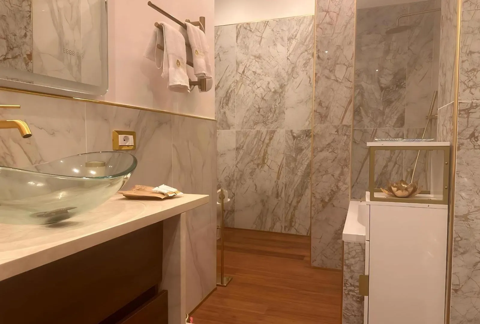 Maison D'Or Genoa 0*,